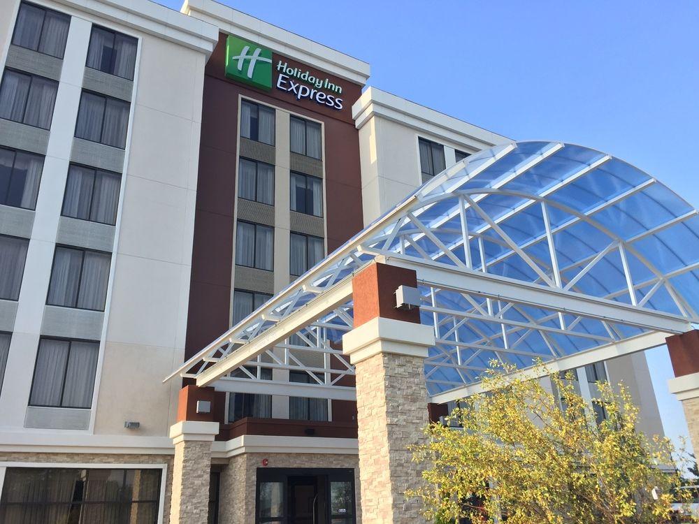 Holiday Inn Express Chicago Nw - Arlington Heights By Ihg Zewnętrze zdjęcie