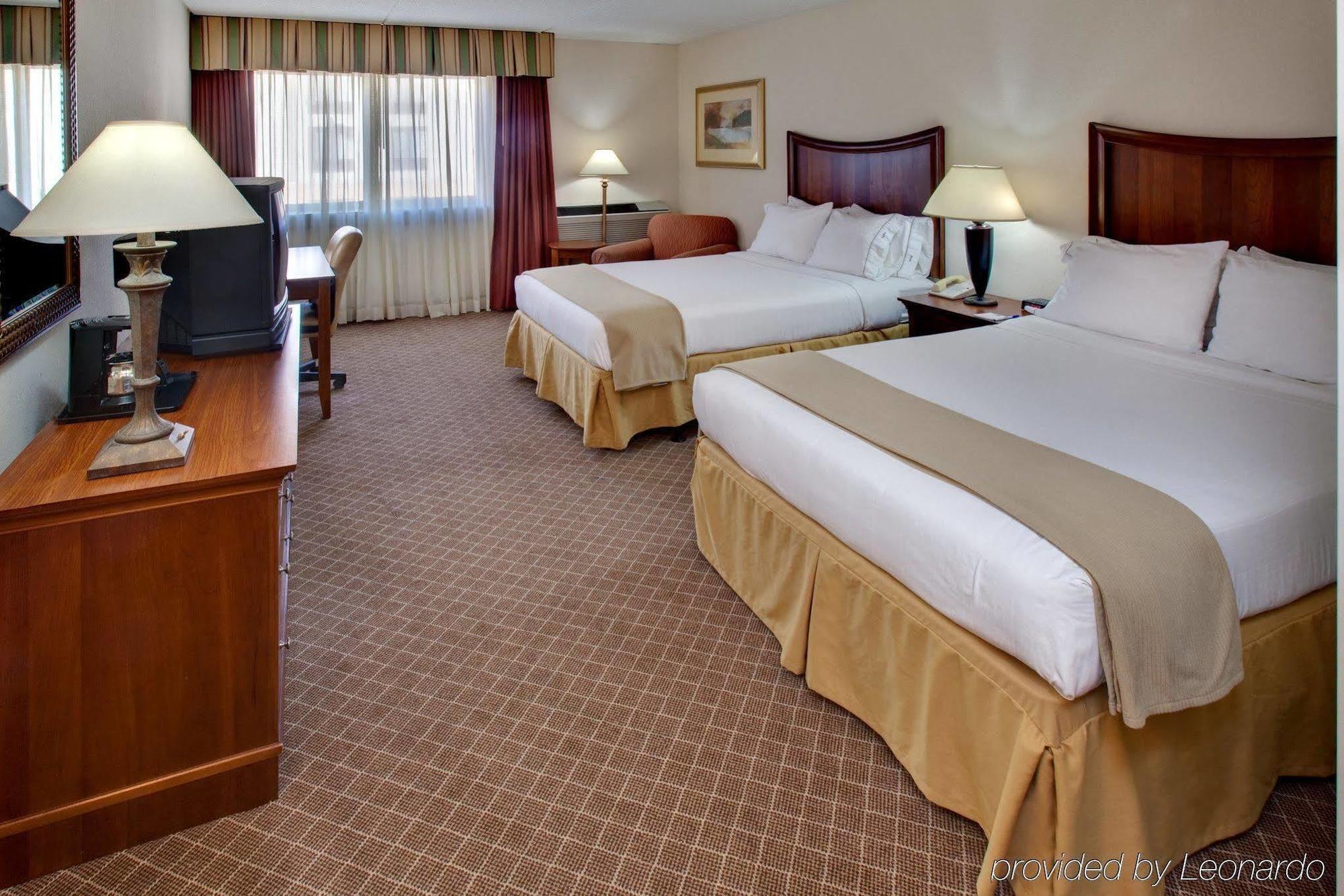 Holiday Inn Express Chicago Nw - Arlington Heights By Ihg Zewnętrze zdjęcie
